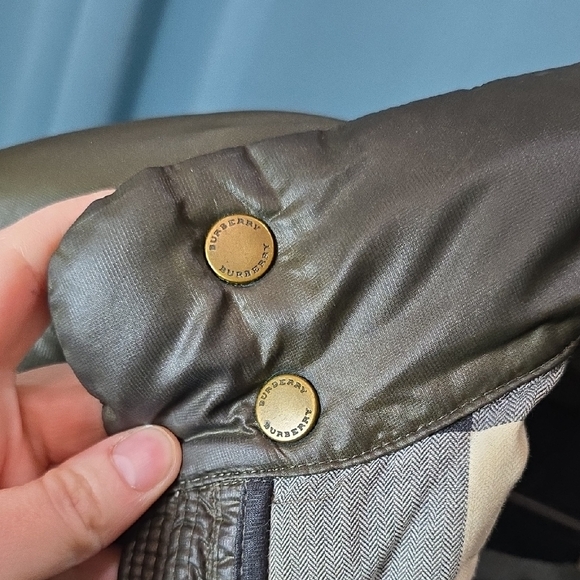 Burberry Brit Olive Puffer Jacket Size XL - Picture 5 of 16